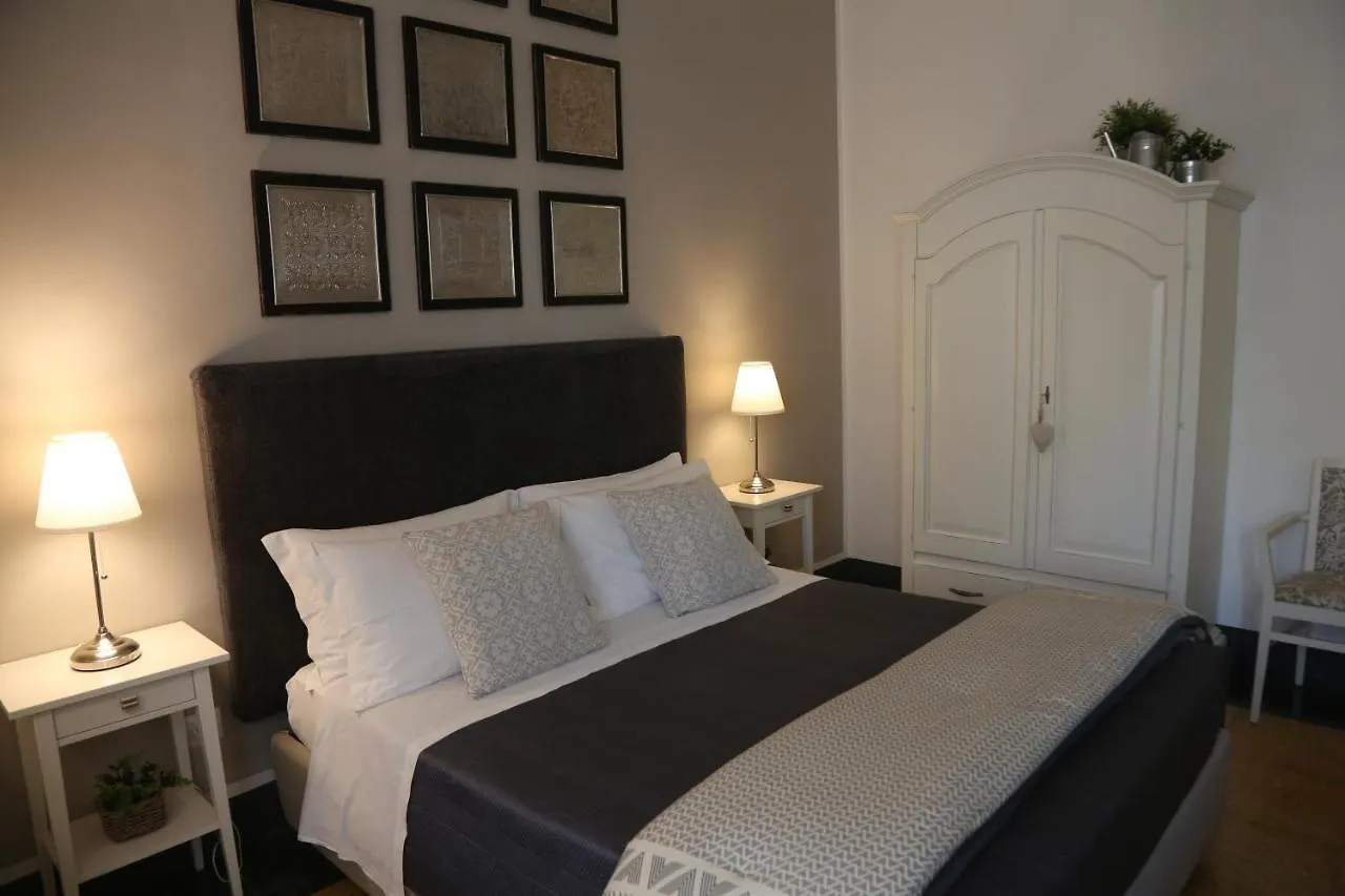 **  Palazzo Bignami Panzió Lecce Olaszország